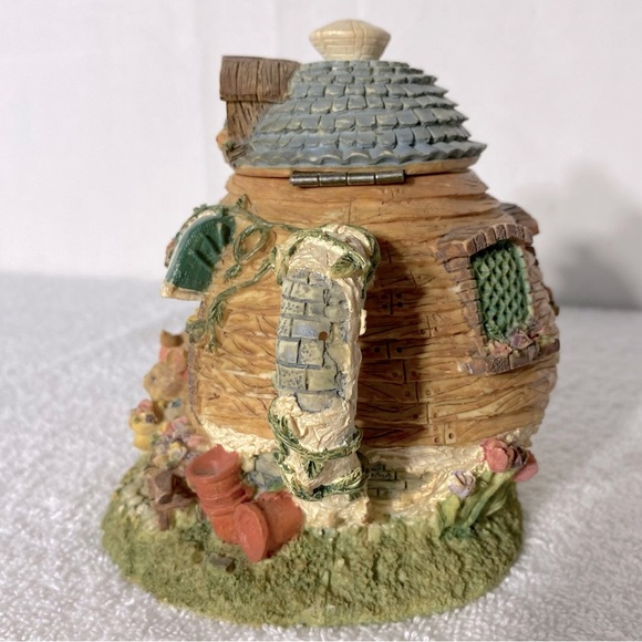 Vintage Rabbit Garden Store Teapot Coin Bank Piggy Bank Figurine - Picture 4 of 11